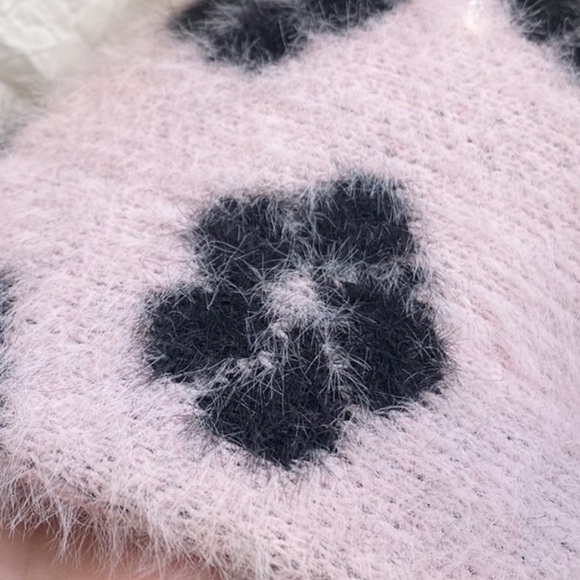 3 for $10 🛍️ Urban Outfitters Juno Fuzzy Preppy Flower Pattern Y2K Bucket Hat - Picture 5 of 9